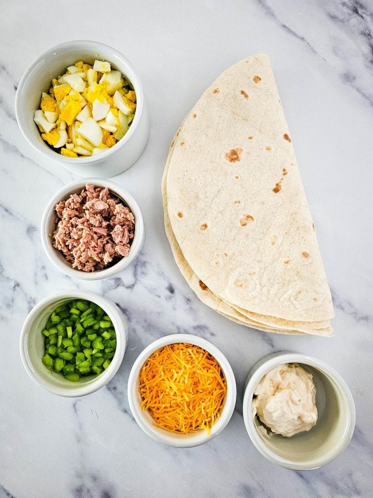 Tuna salad pinwheels ingredients.