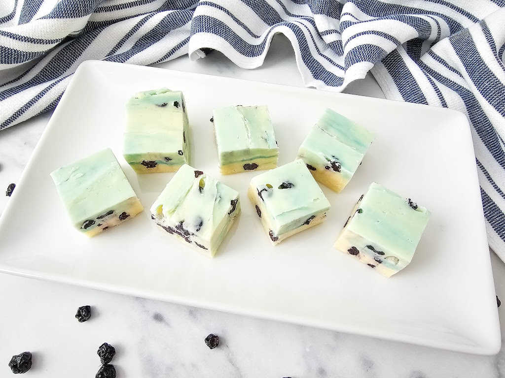 Blue Raspberry Fudge Creamy Blueberry Fudge – The Easiest Chocolate Dessert Recipe!