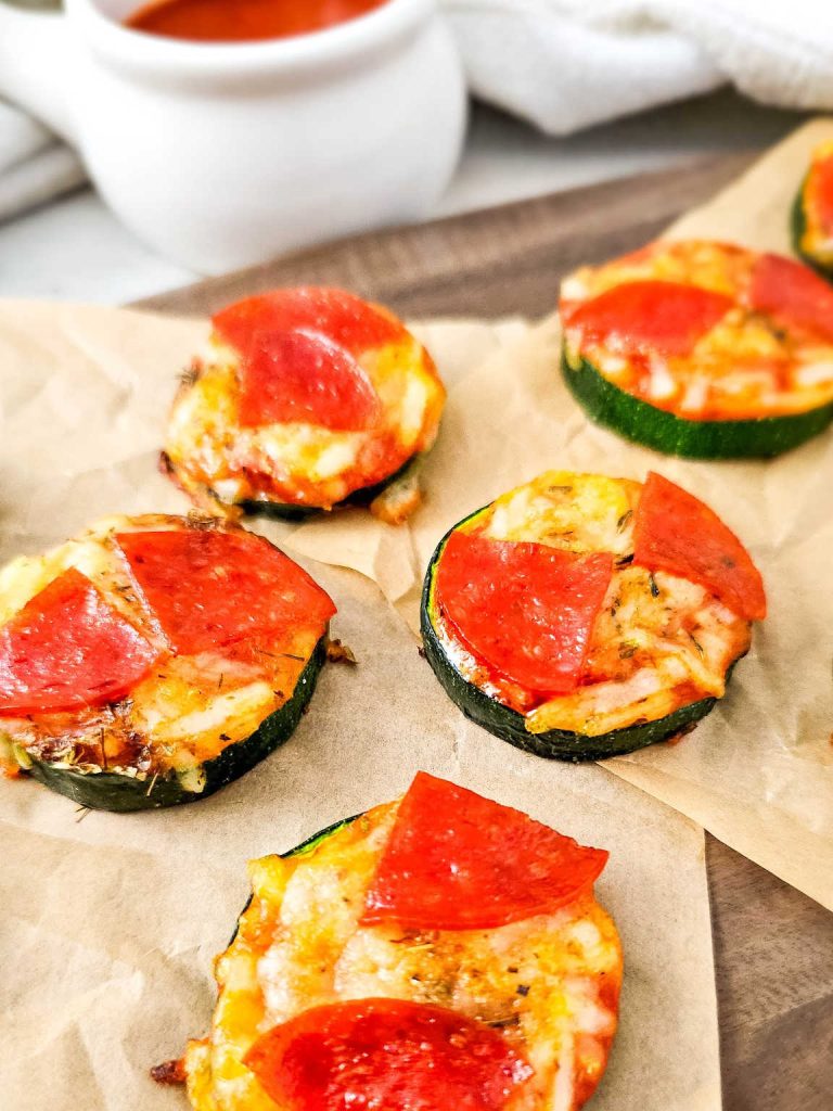 Zucchini pizza bites