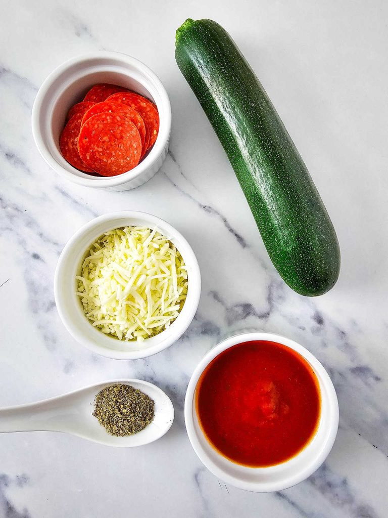Zucchini pizza bites ingredients