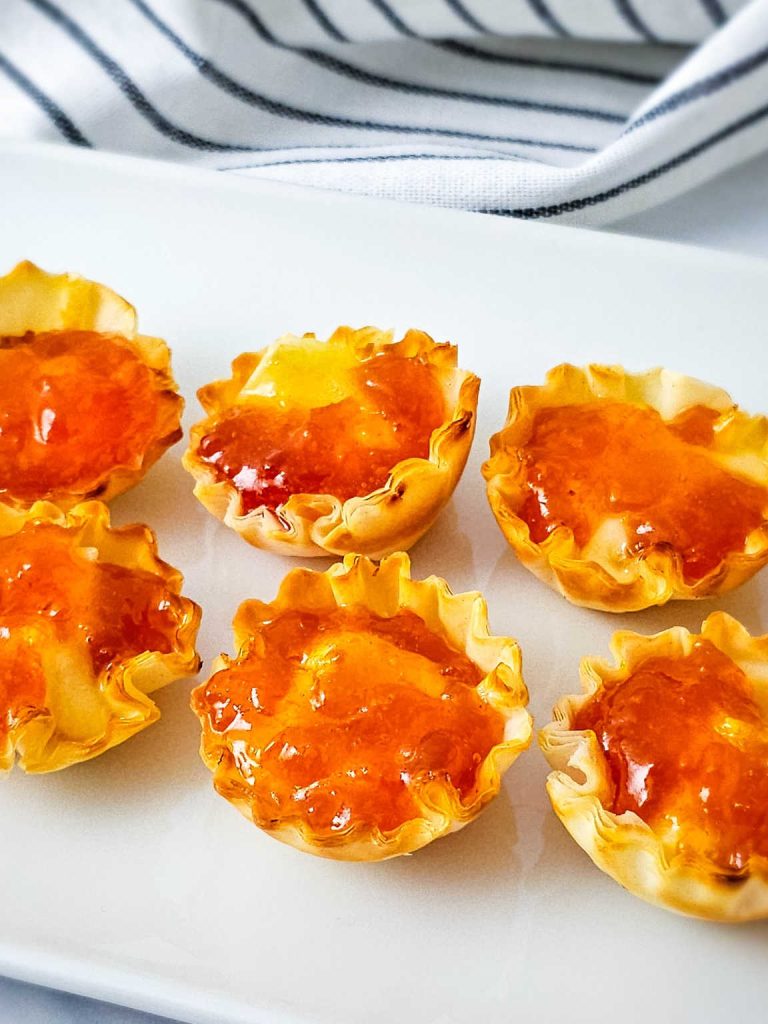 Brie phyllo tarts