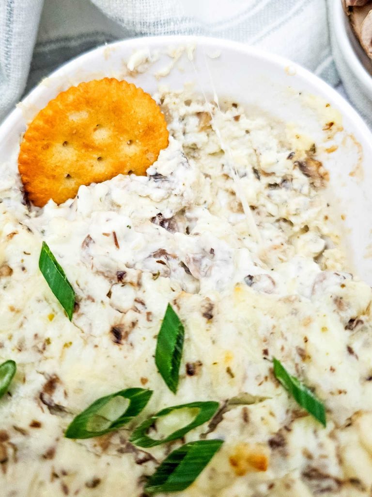Baked mushroom dip