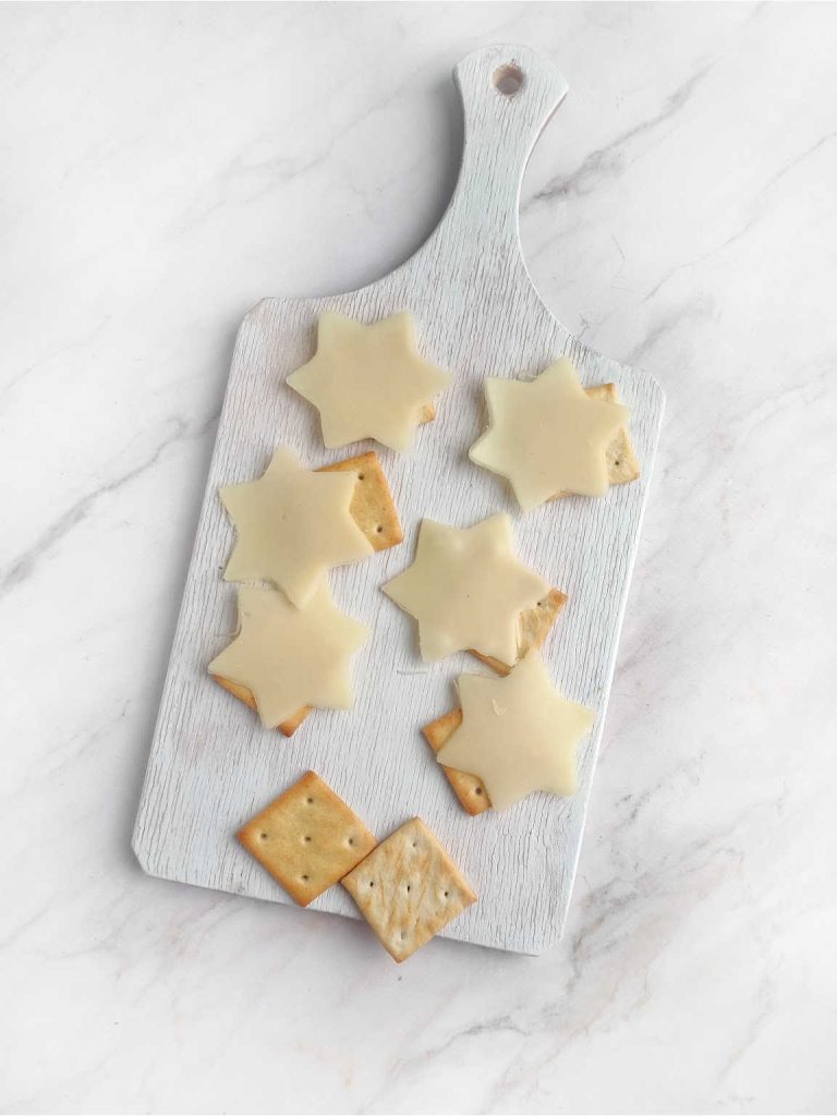 Red white and blue wreath charcuterie board process 1