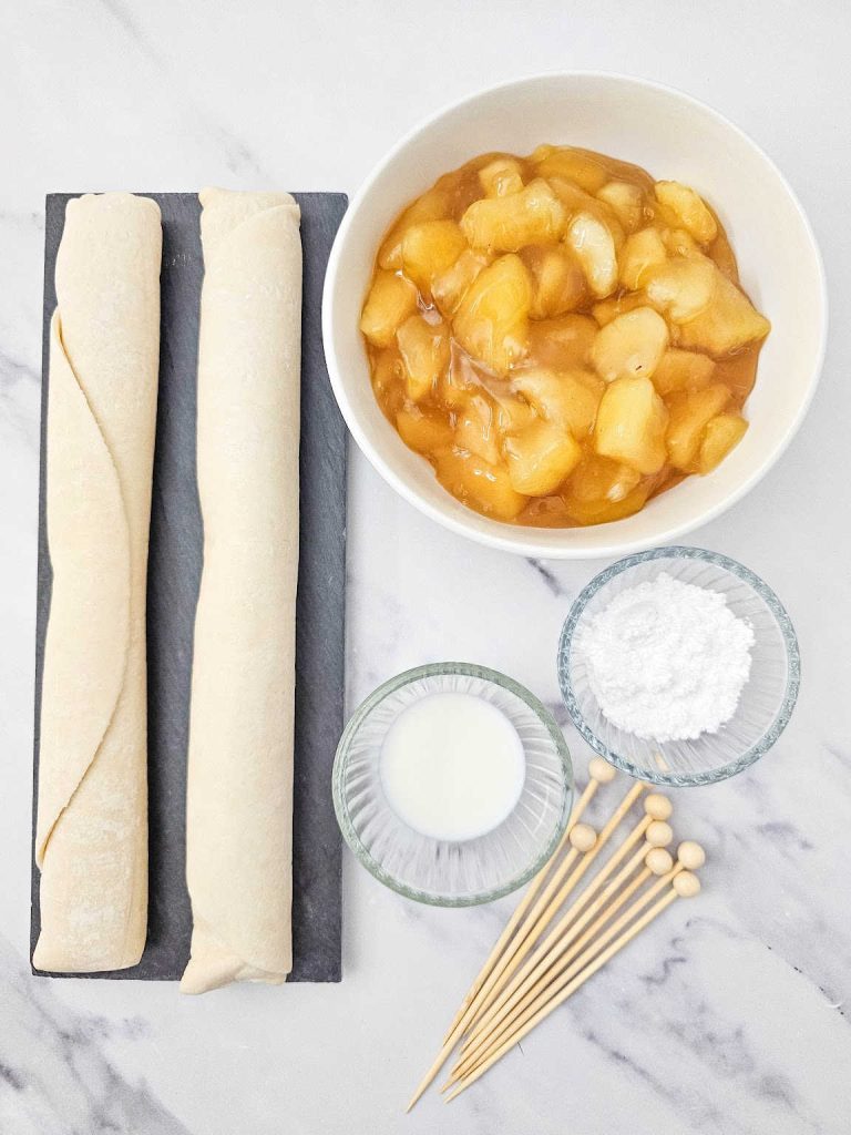 Apple pie pops ingredients