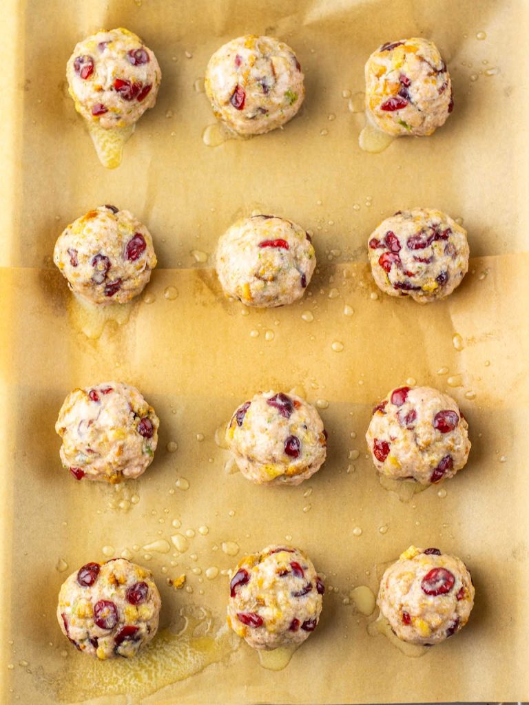 Cranberry turkey stuffing balls process 3