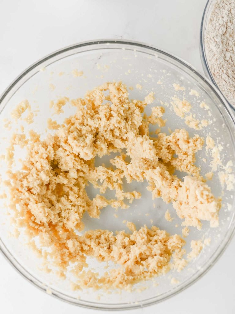 Pumpkin cookies with cream cheese frosting process 2