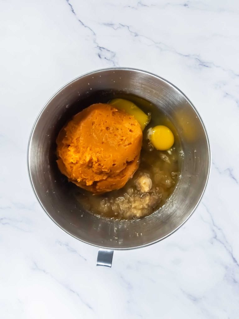 Pumpkin whoopie pies process 3