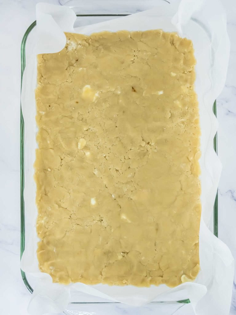 Caramel apple cheesecake bars process 3