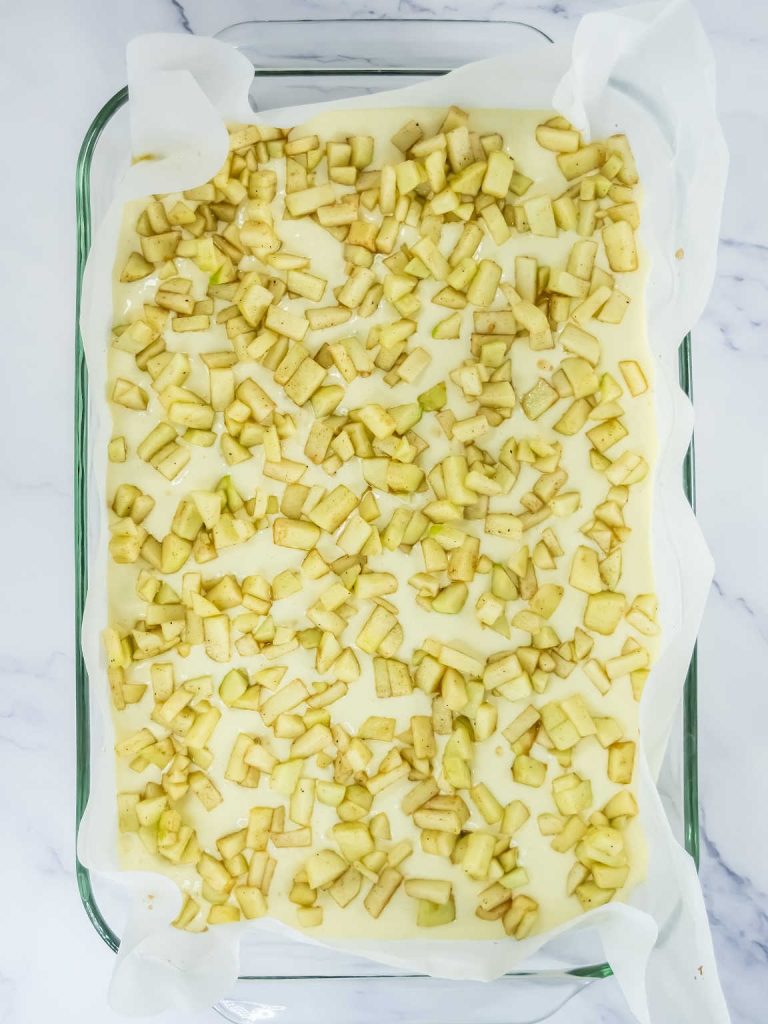 Caramel apple cheesecake bars process 9