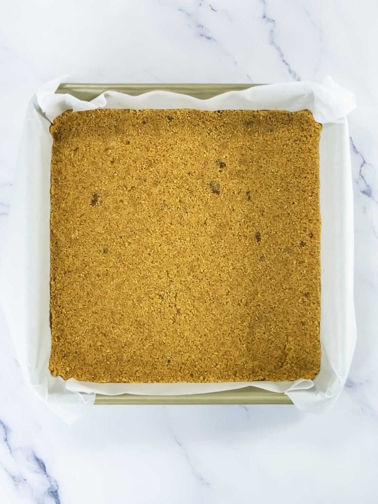 Pumpkin cheesecake bars process 3