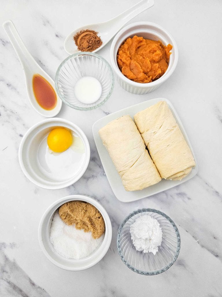 Pumpkin crescent rolls ingredients
