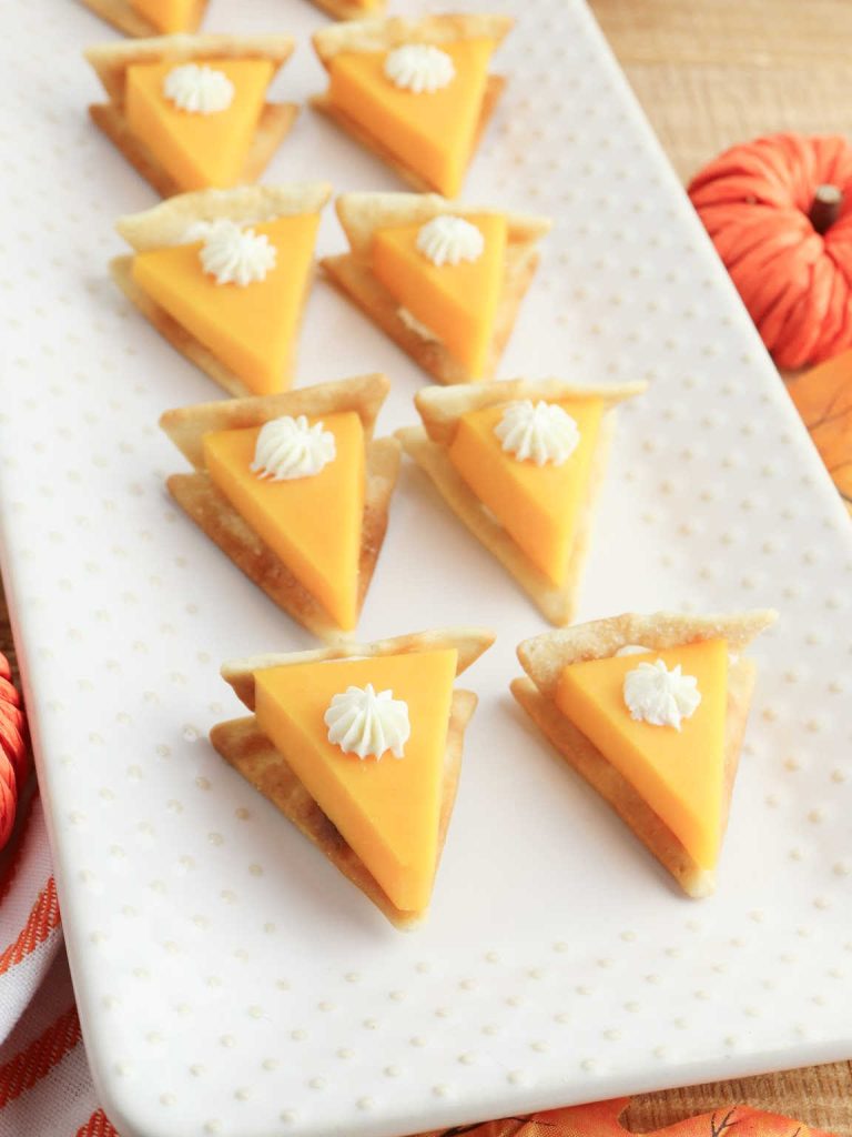 Pumpkin pie cheese and crackers