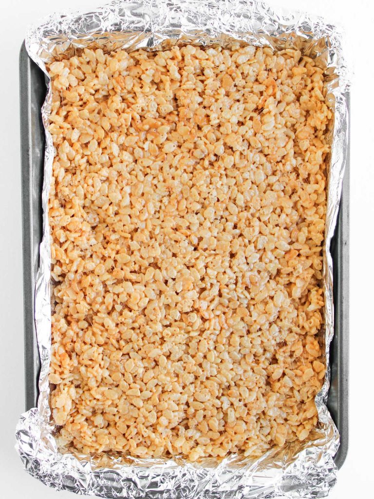 Salted caramel rice krispie treats process 6