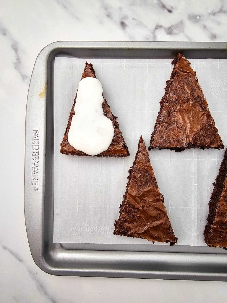 Snowman brownies process 5