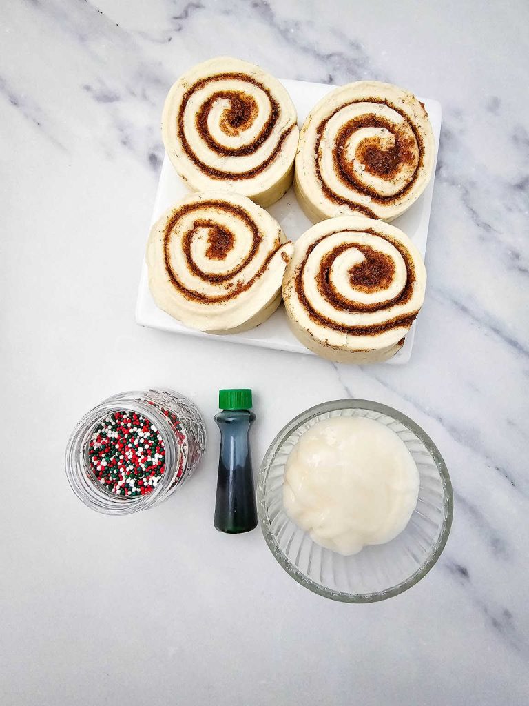 Christmas tree cinnamon rolls ingredients