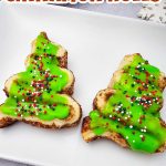Christmas tree cinnamon rolls pin