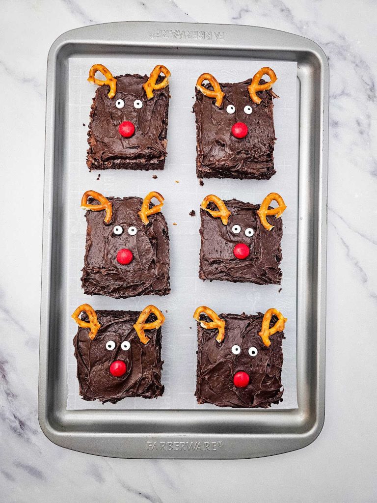 Reindeer brownies process 5