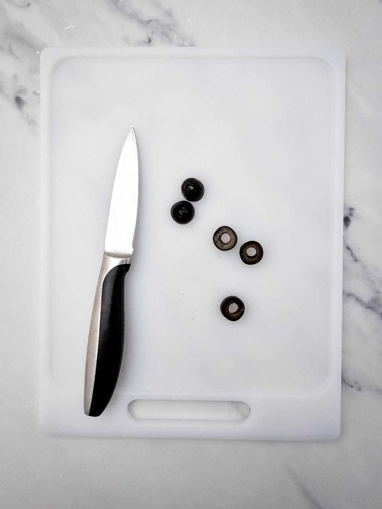 Snowman veggie platter process 1