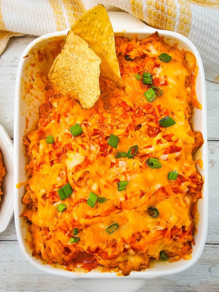 Oven-Baked Buffalo Chicken Dip – Easy Appetizer for a Crowd
