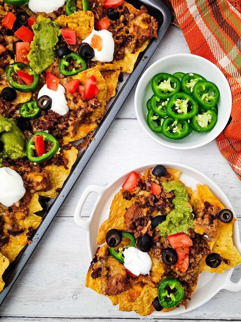 Sheet pan ground beef nachos