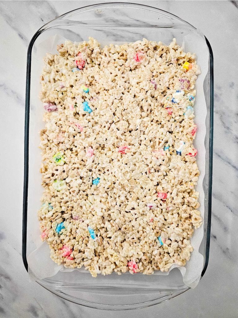 Lucky Charms Rice Krispie Treats process 5