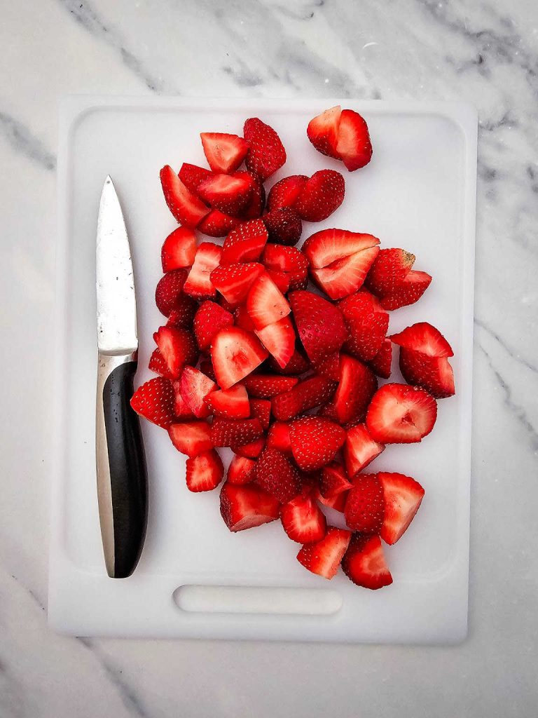 Strawberry fluff salad process 1