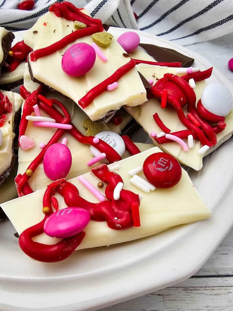 Valentine’s chocolate bark