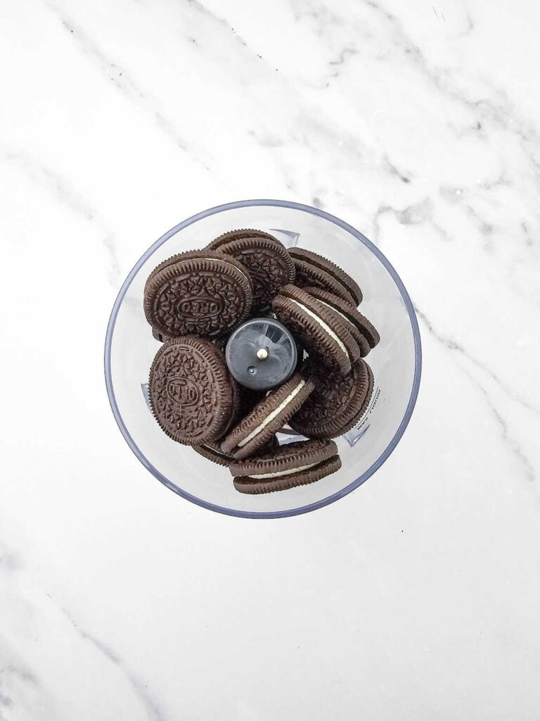 Chocolate Mint Oreo Pie process 1