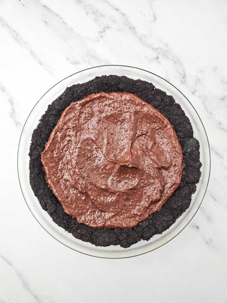 Chocolate Mint Oreo Pie process 4