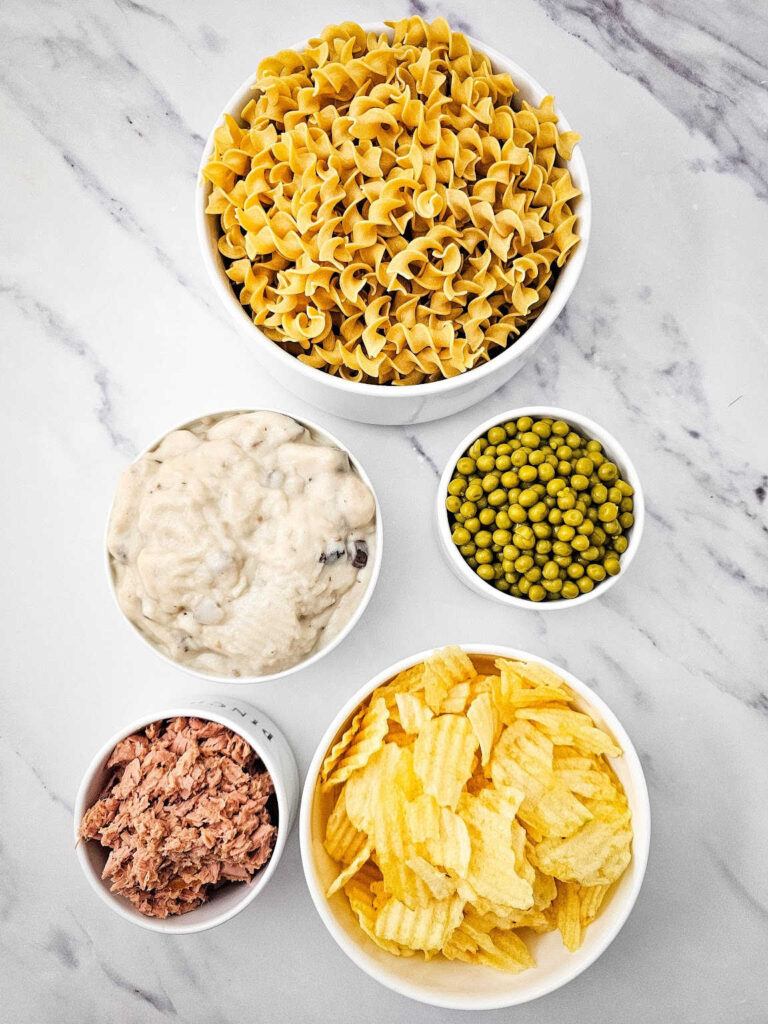 Classic tuna casserole ingredients