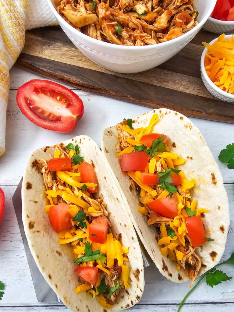 Crockpot salsa chicken tacos