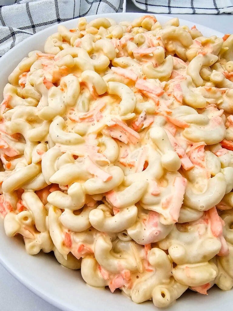 Hawaiian macaroni salad
