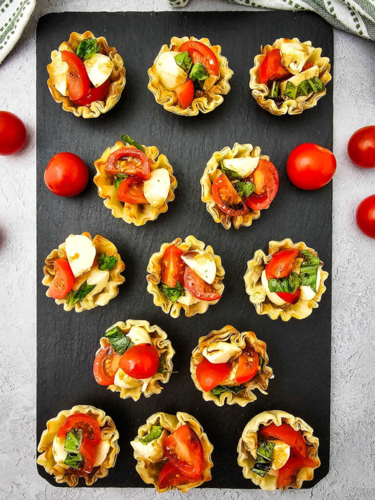 Mini caprese cups