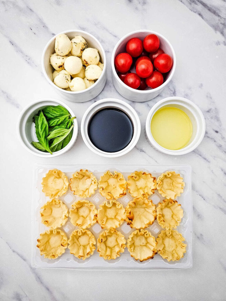Mini caprese cups ingredients