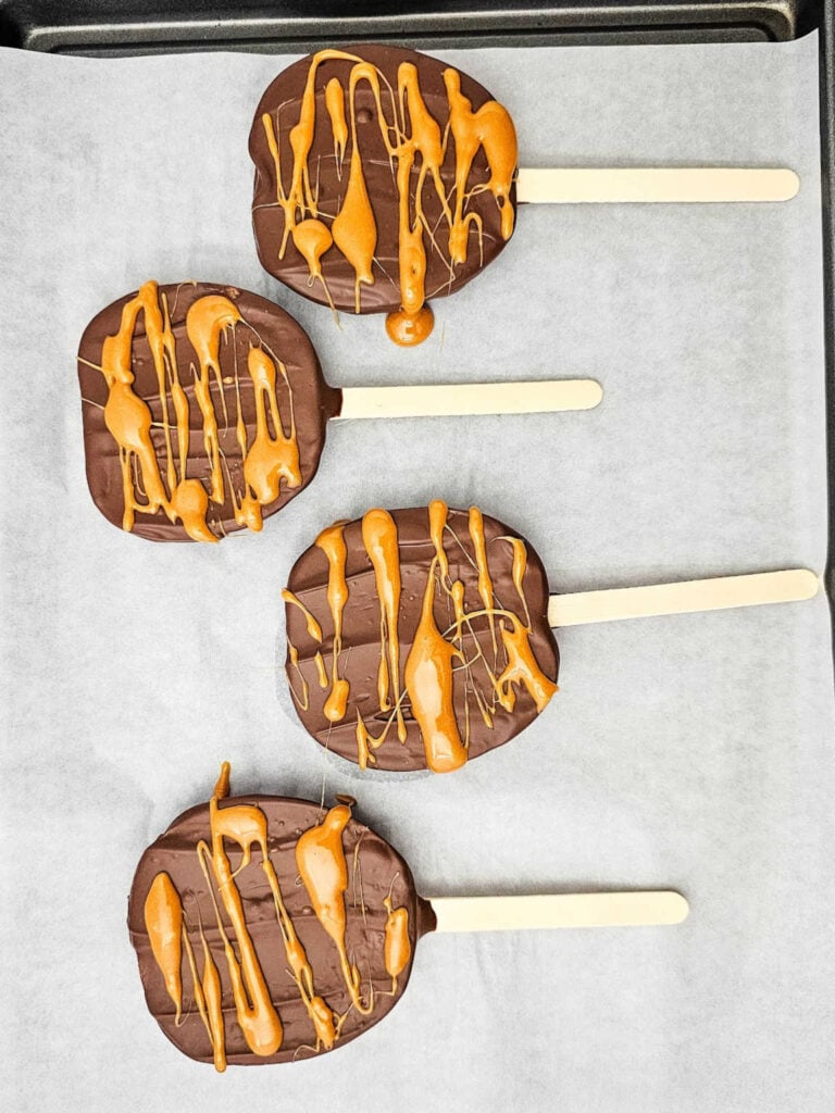 Chocolate Caramel Apple Slice Pops process 7