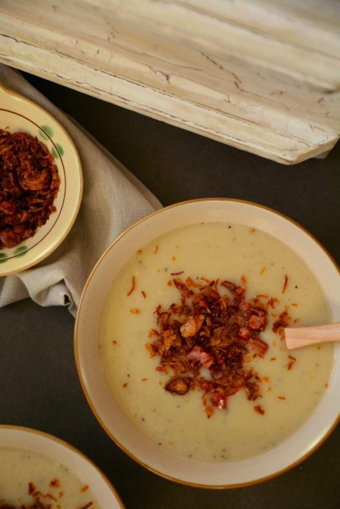 Potato Cauliflower and Leek Soup