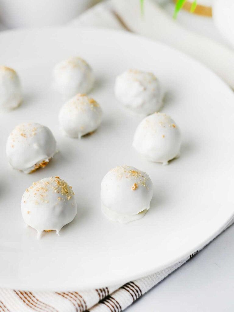 Pumpkin pie truffles